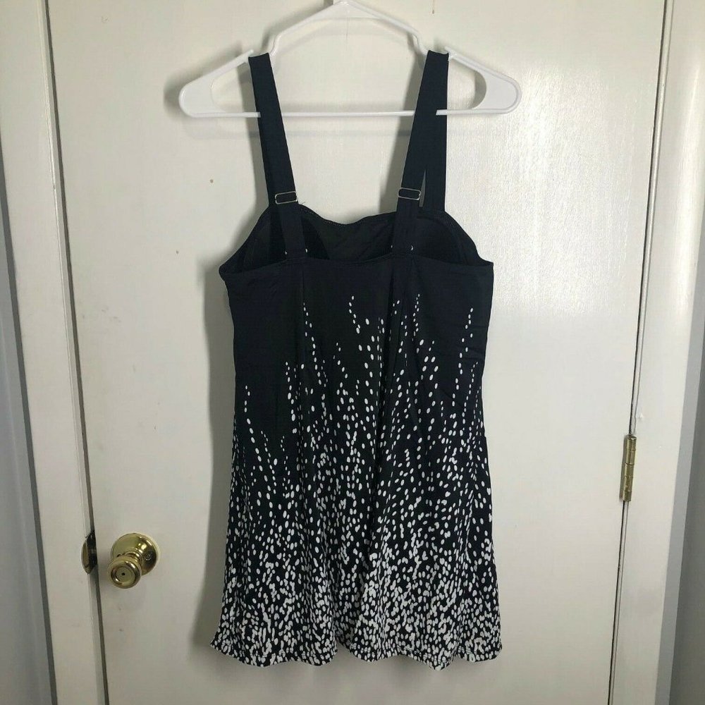 NWT Swimsuits For All One Piece Swimdress Black & White SZ 10 Built In Bra NEW - Picture 3 of 3